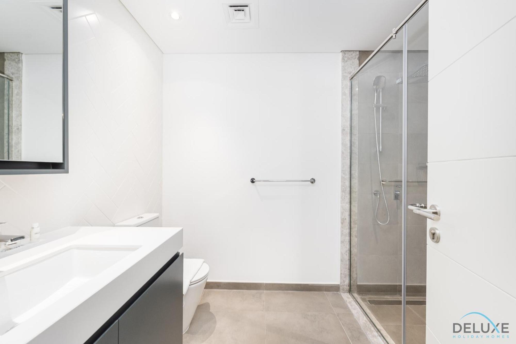 Lovely 2br At Belgravia Square, Jvc By Deluxe Homes Apartment Dubai