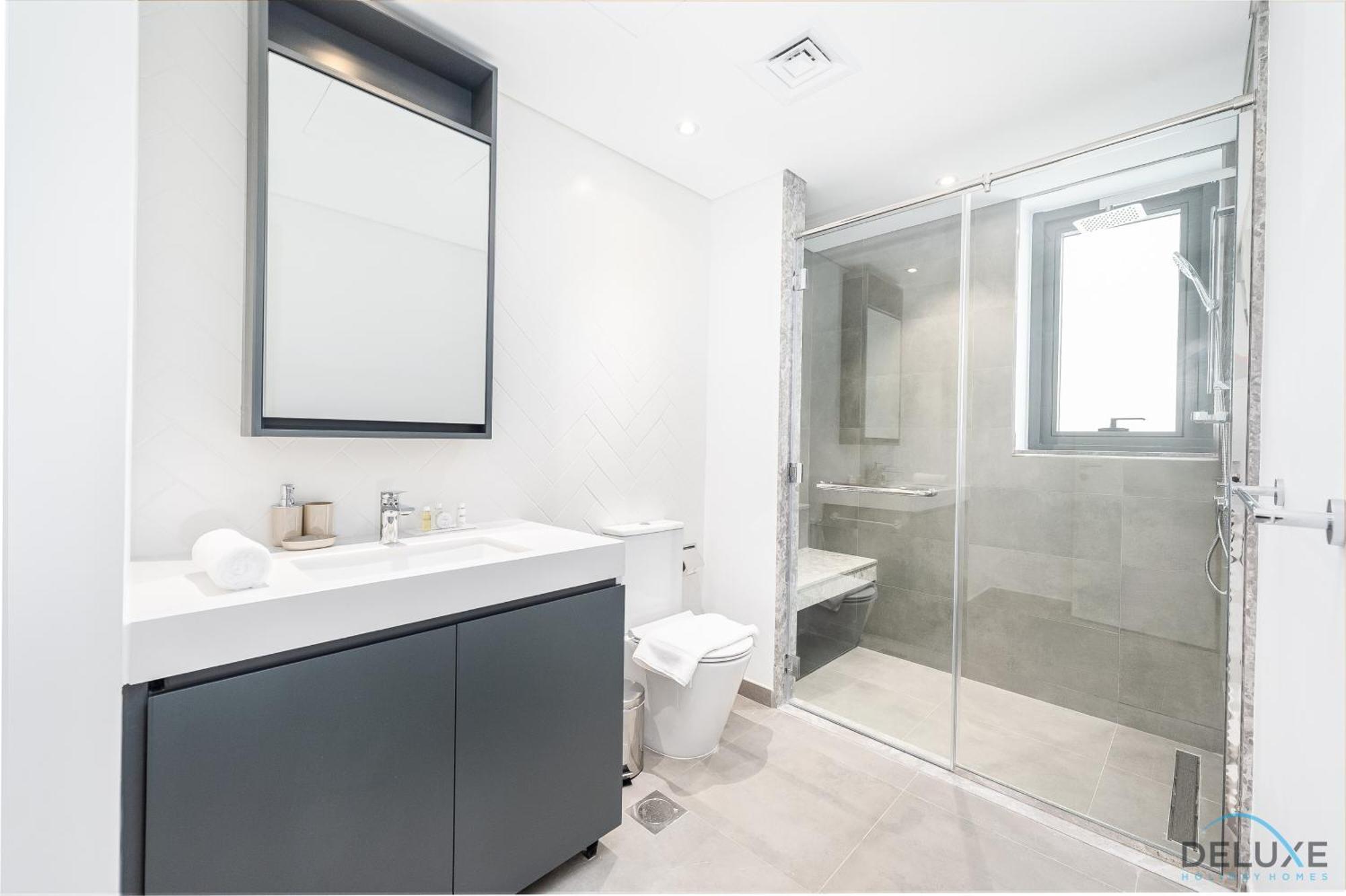 Apartment Lovely 2br At Belgravia Square, Jvc By Deluxe Homes