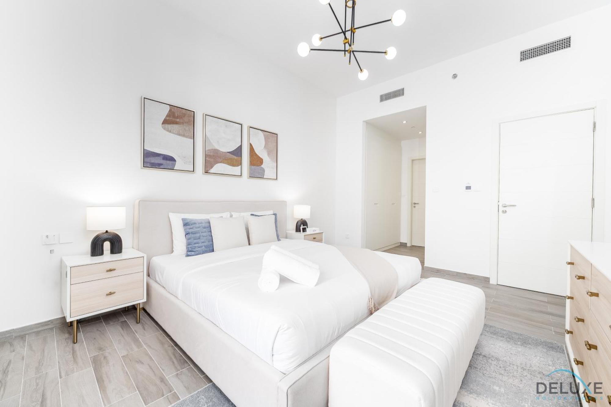 Lovely 2br At Belgravia Square, Jvc By Deluxe Homes Dubai