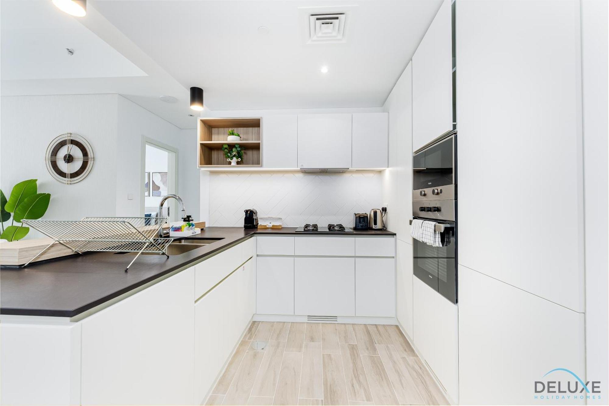 Lovely 2br At Belgravia Square, Jvc By Deluxe Homes Apartment Dubai