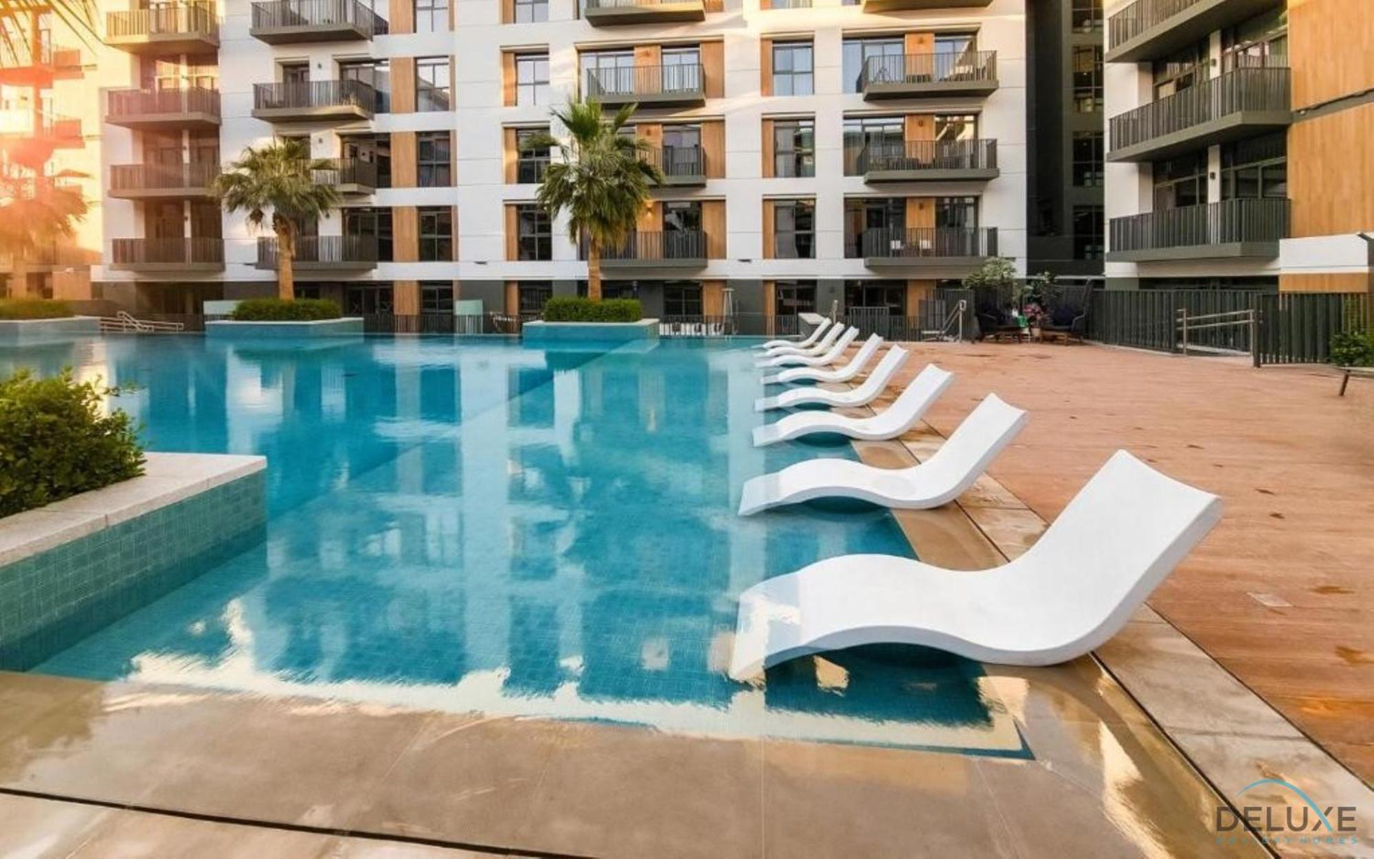 Lovely 2br At Belgravia Square, Jvc By Deluxe Homes Apartment