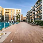 Lovely 2Br At Belgravia Square, Jvc By Deluxe Holiday Homes